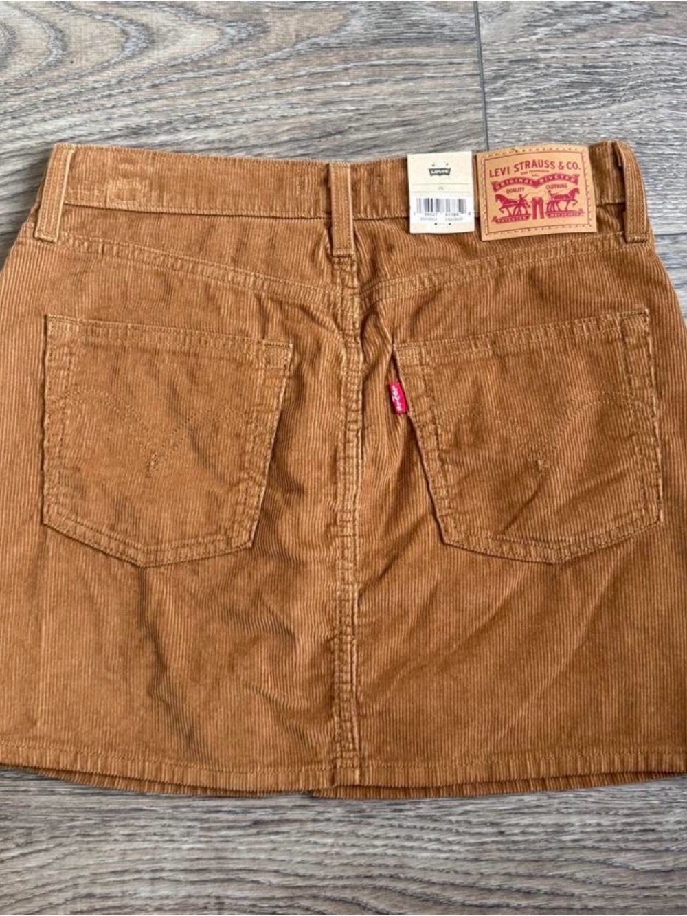 NWT Levi’s Icon Corduroy Mini Skirt Brown Size 26 - Picture 2 of 6